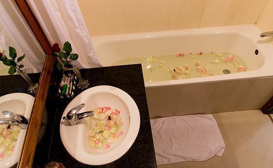 Bien Vang Hotell Da Nang Exteriör bild