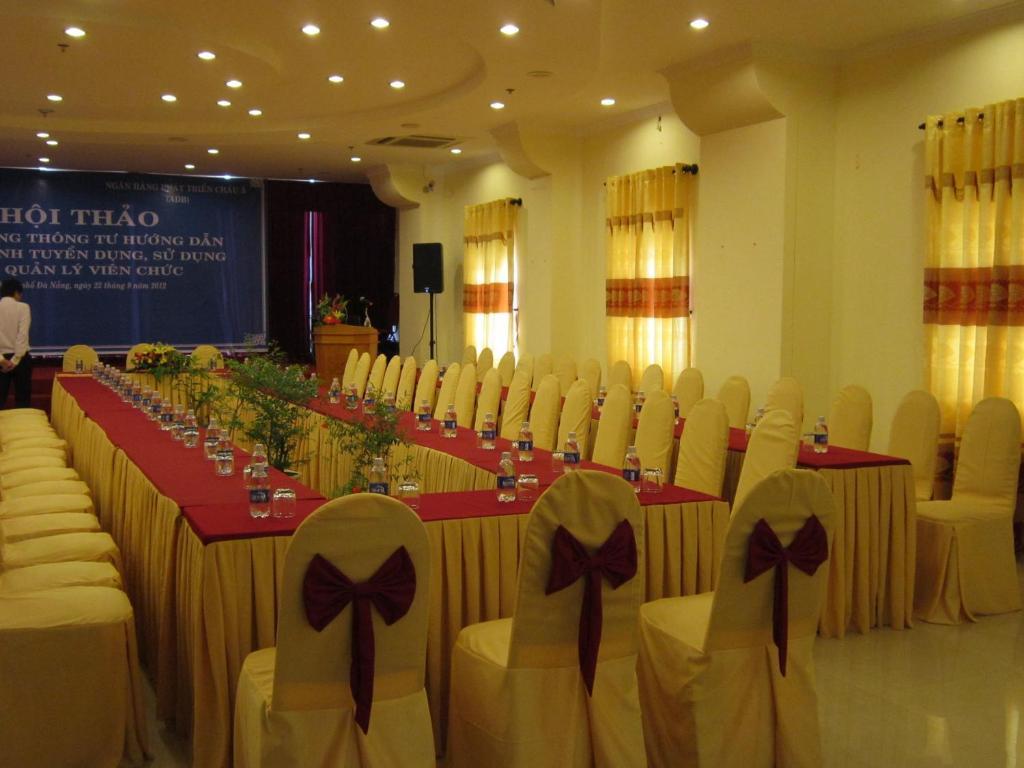 Bien Vang Hotell Da Nang Exteriör bild
